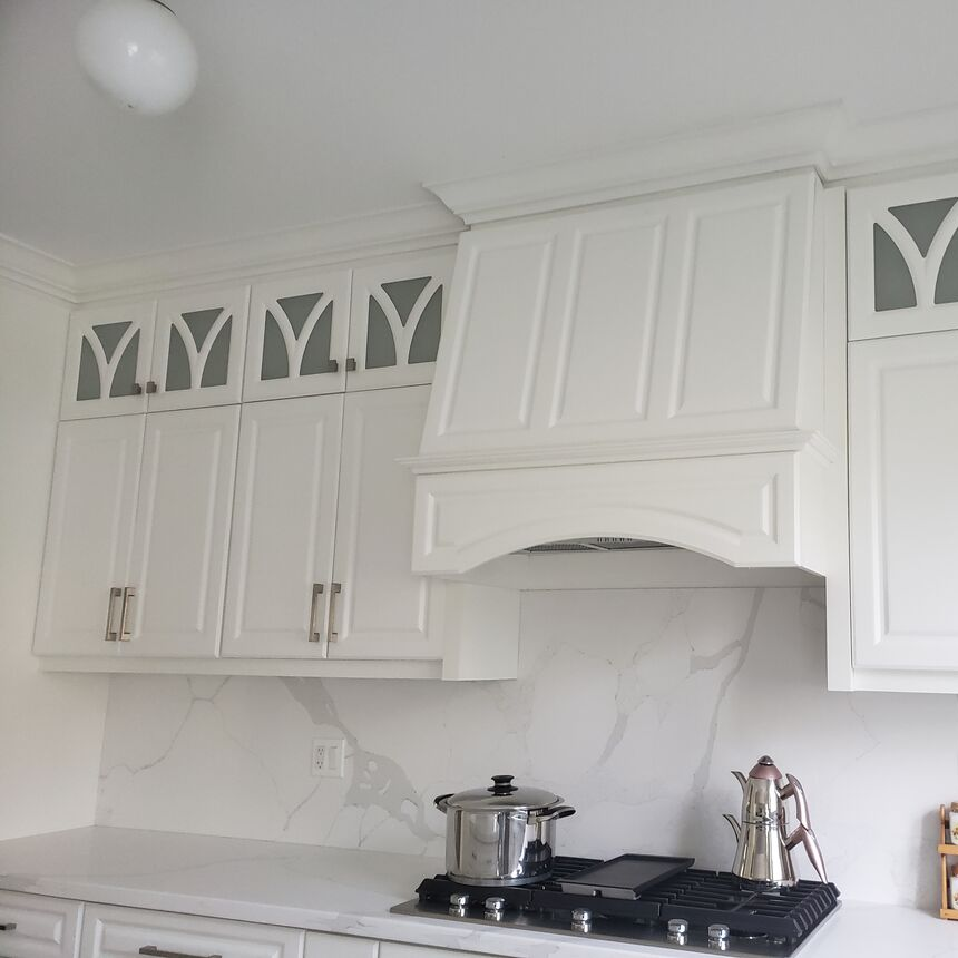 The Benefits of Replacing your Kitchen Cabinet Doors